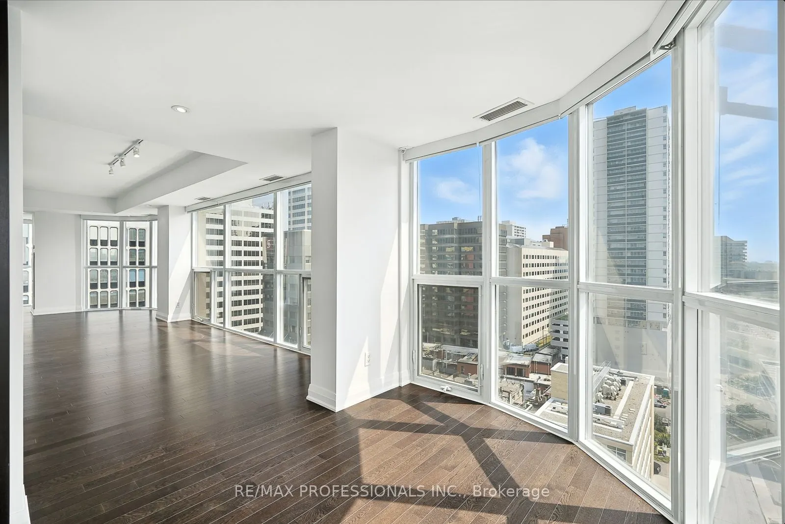 1430 Yonge Street, #1401