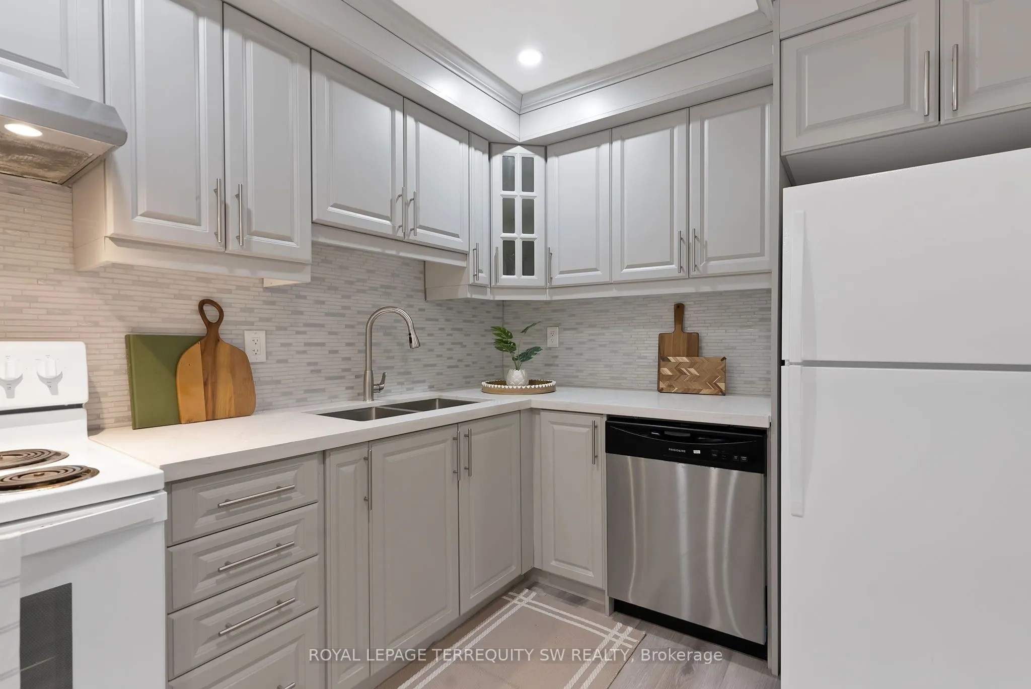 158 Woody Vine Way, #233