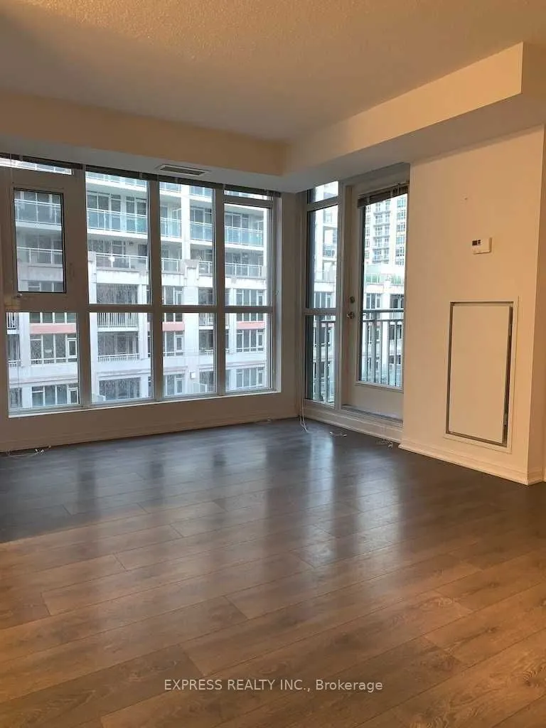 35 Bastion Street, #620