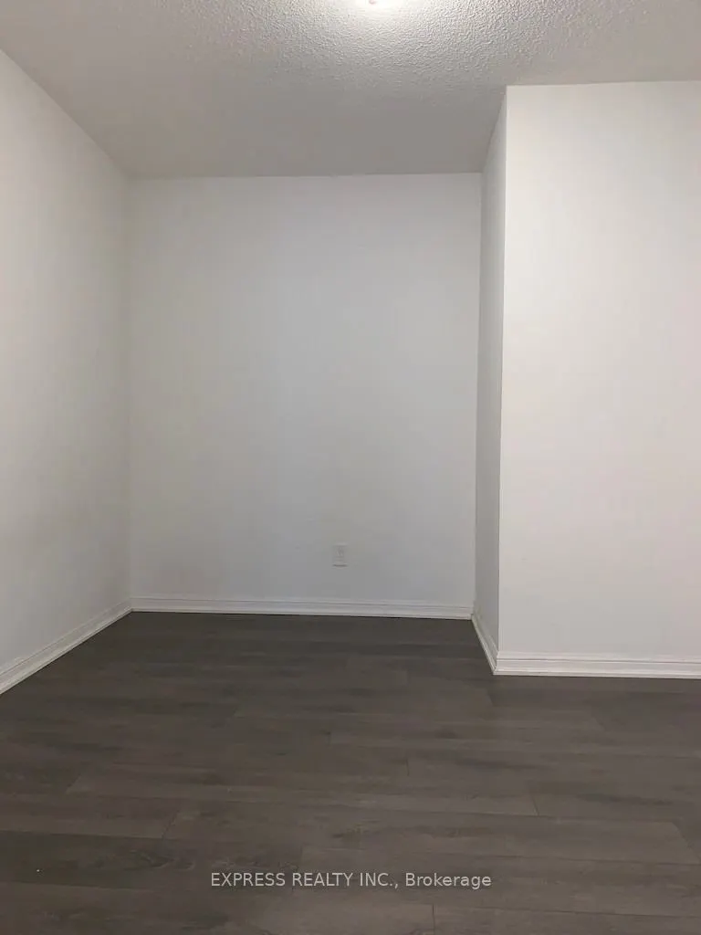 35 Bastion Street, #620