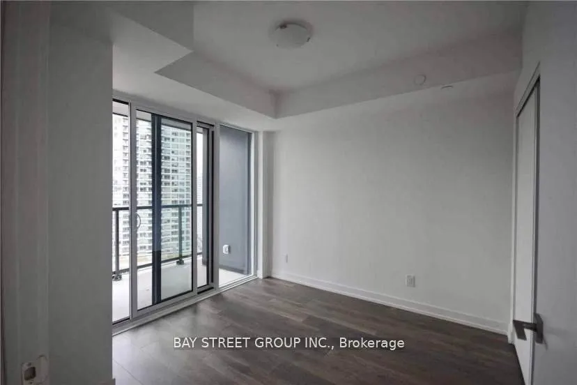 159 Wellesley Street E, #2511