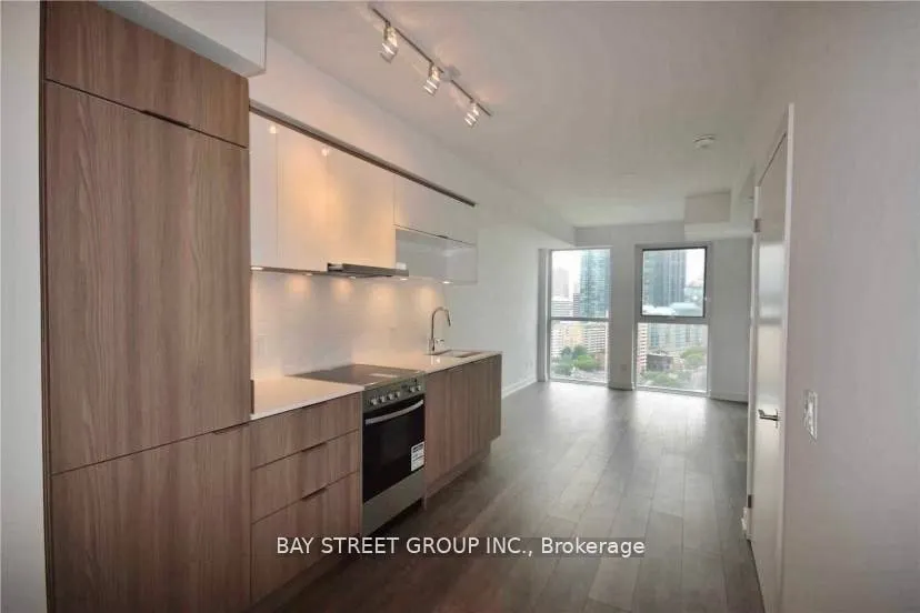 159 Wellesley Street E, #2511