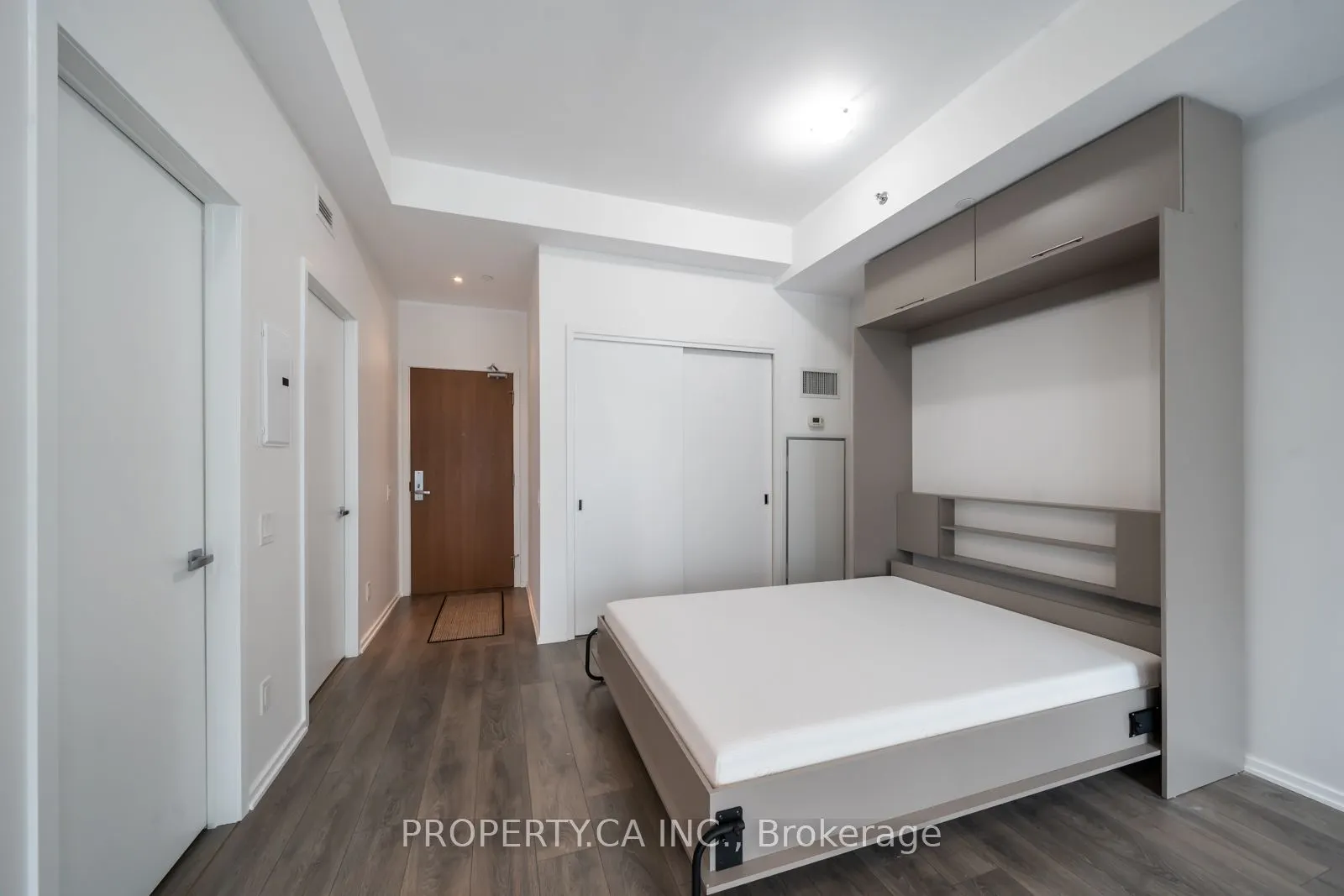 783 Bathurst Street, #712