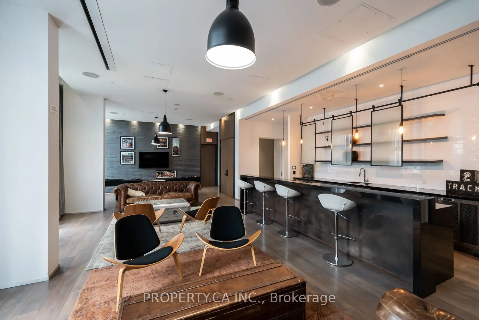 783 Bathurst Street, #712