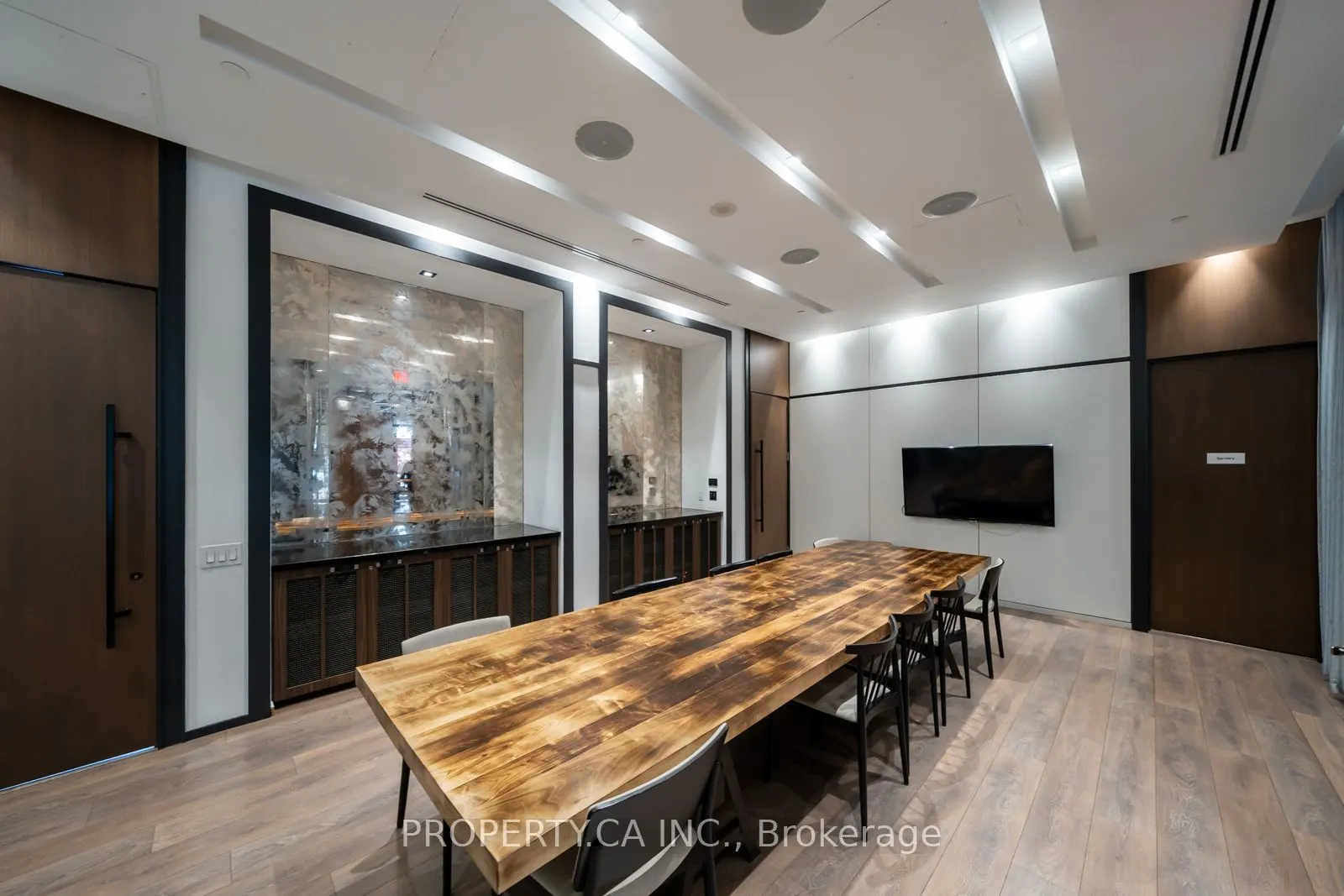 783 Bathurst Street, #712