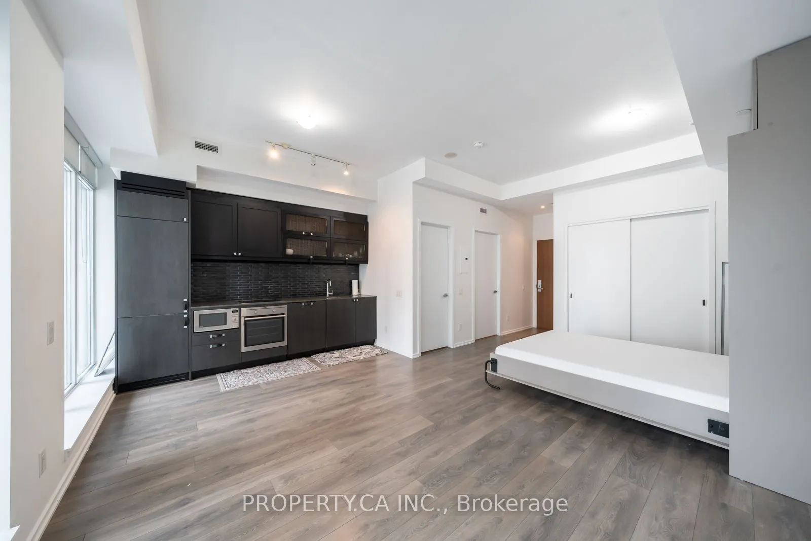 783 Bathurst Street, #712