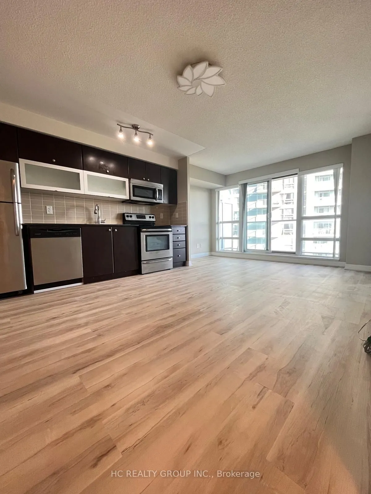 2015 Sheppard Avenue, #1811