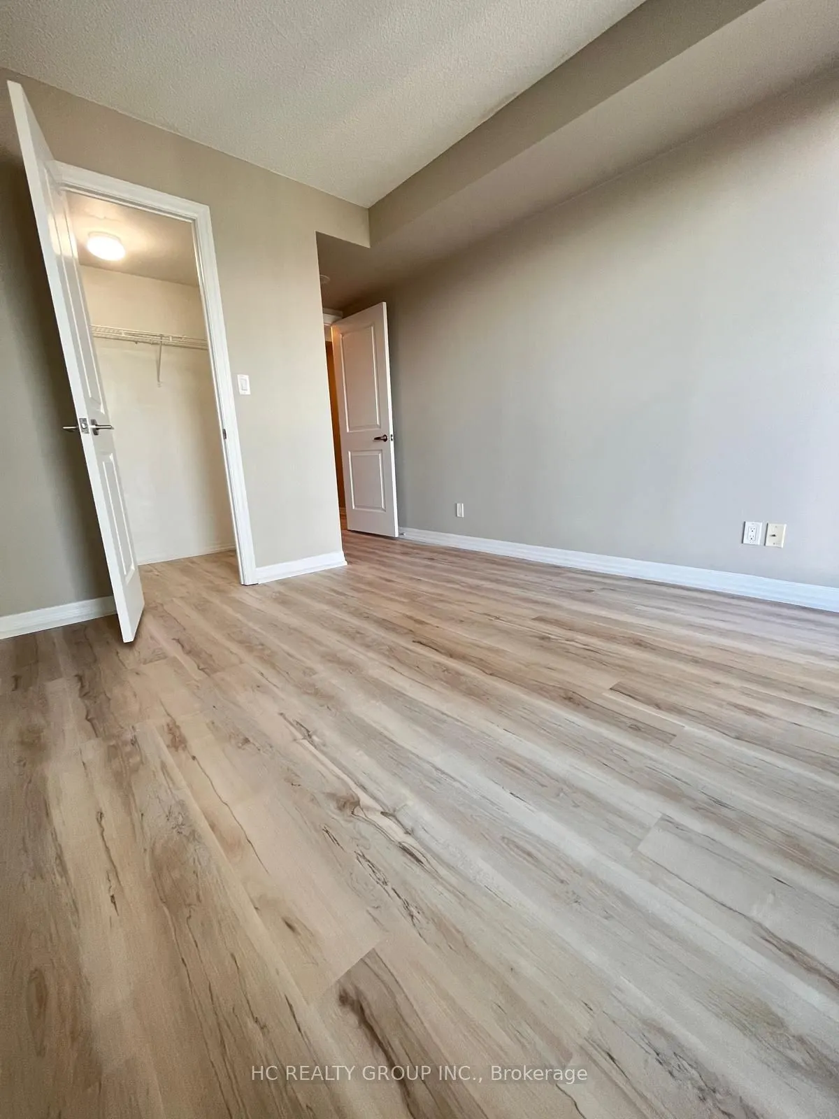 2015 Sheppard Avenue, #1811
