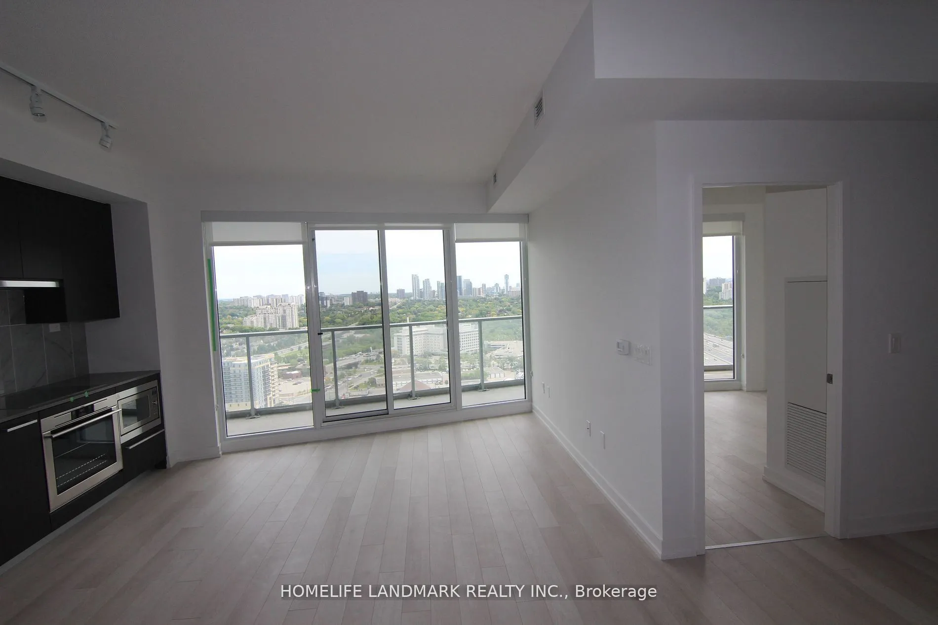 117 McMahon Drive, #2710