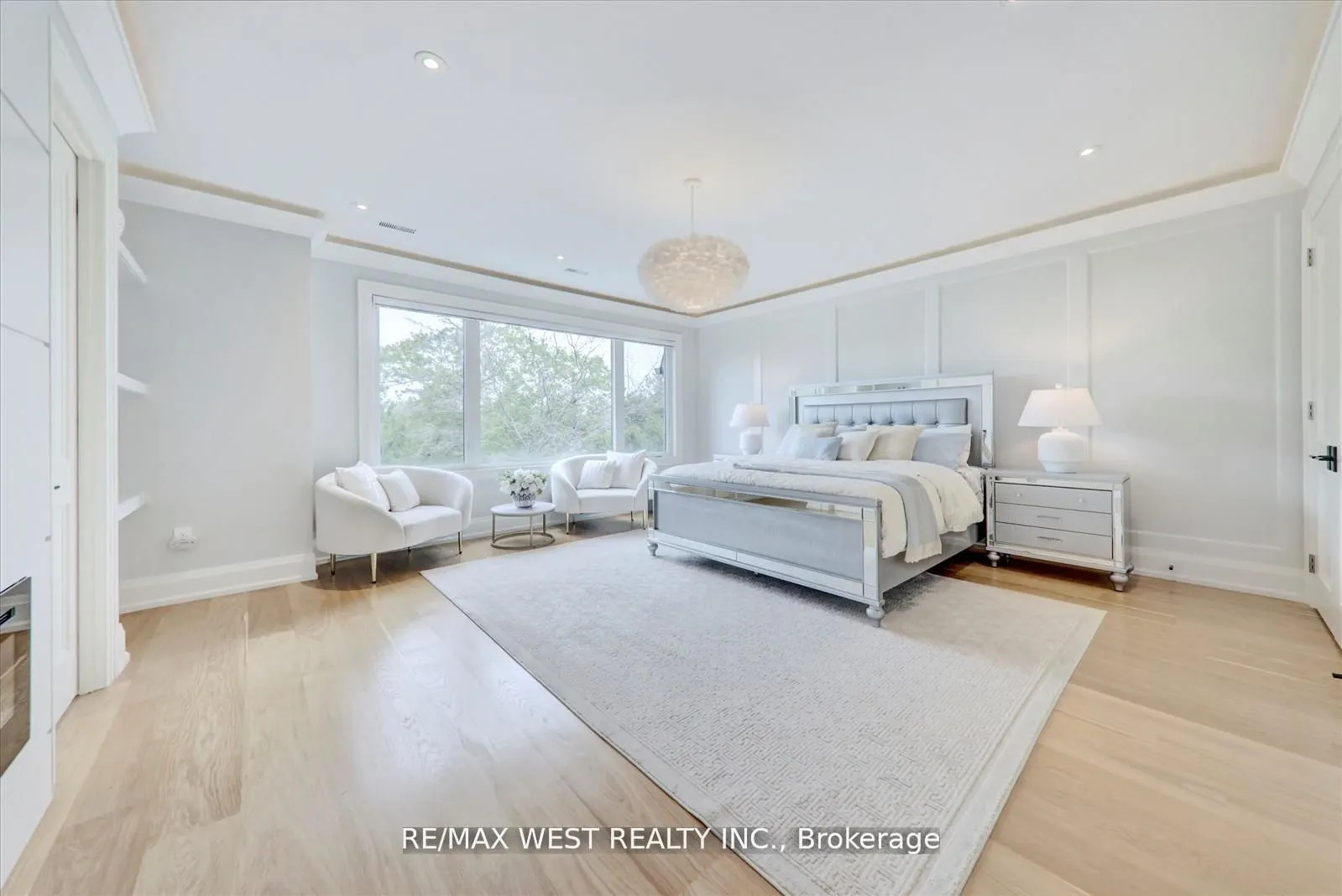232 Ellerslie Avenue