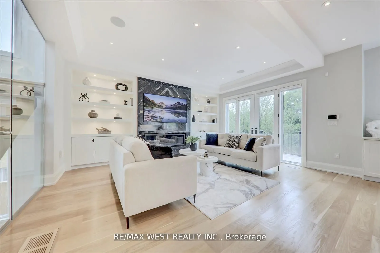 232 Ellerslie Avenue