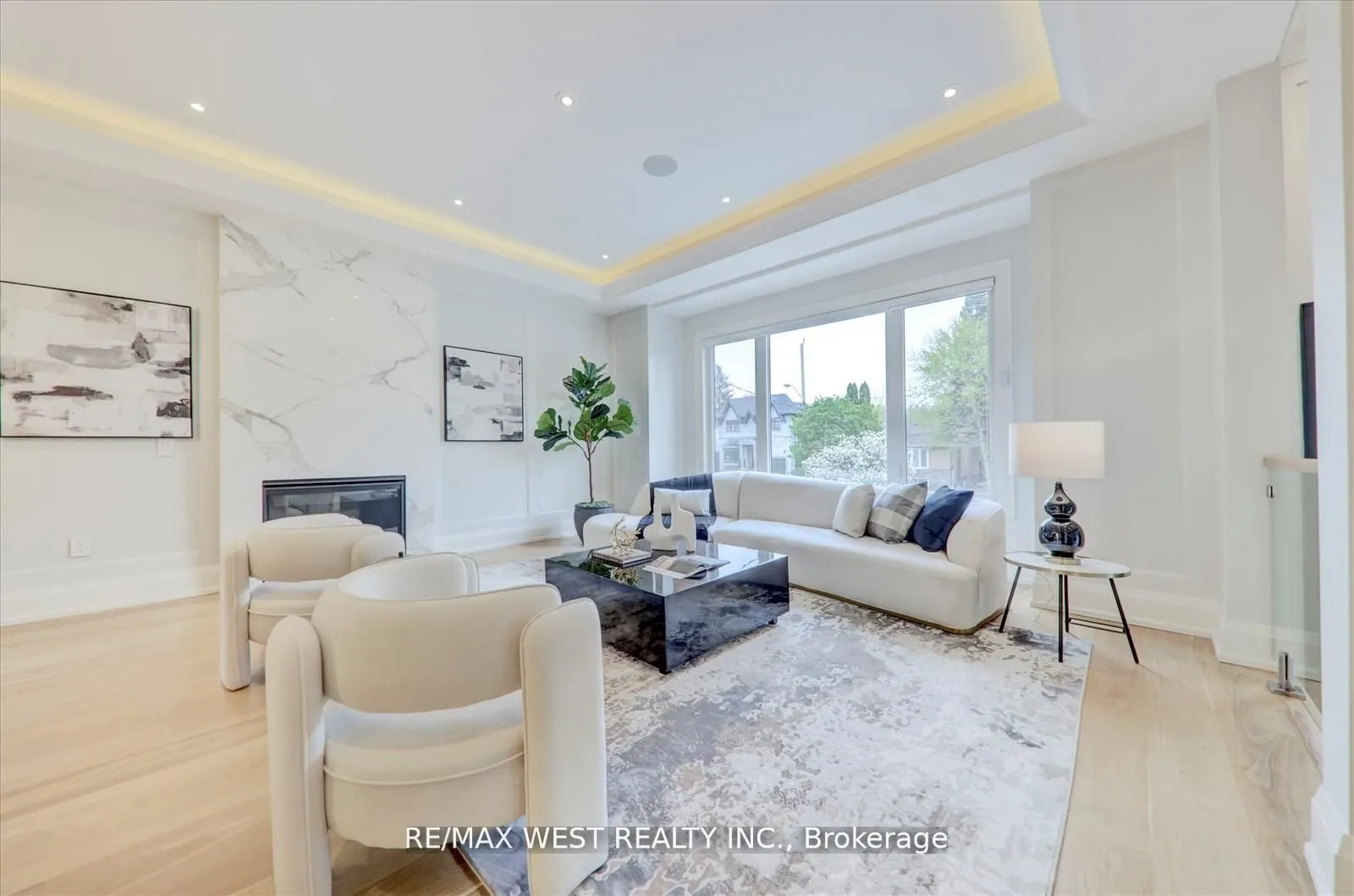 232 Ellerslie Avenue