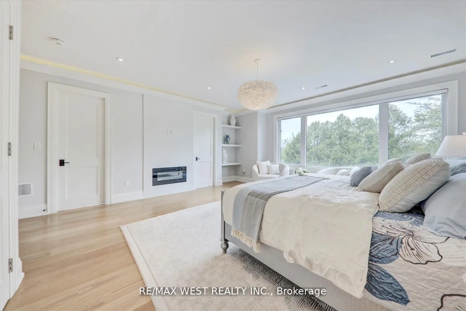 232 Ellerslie Avenue