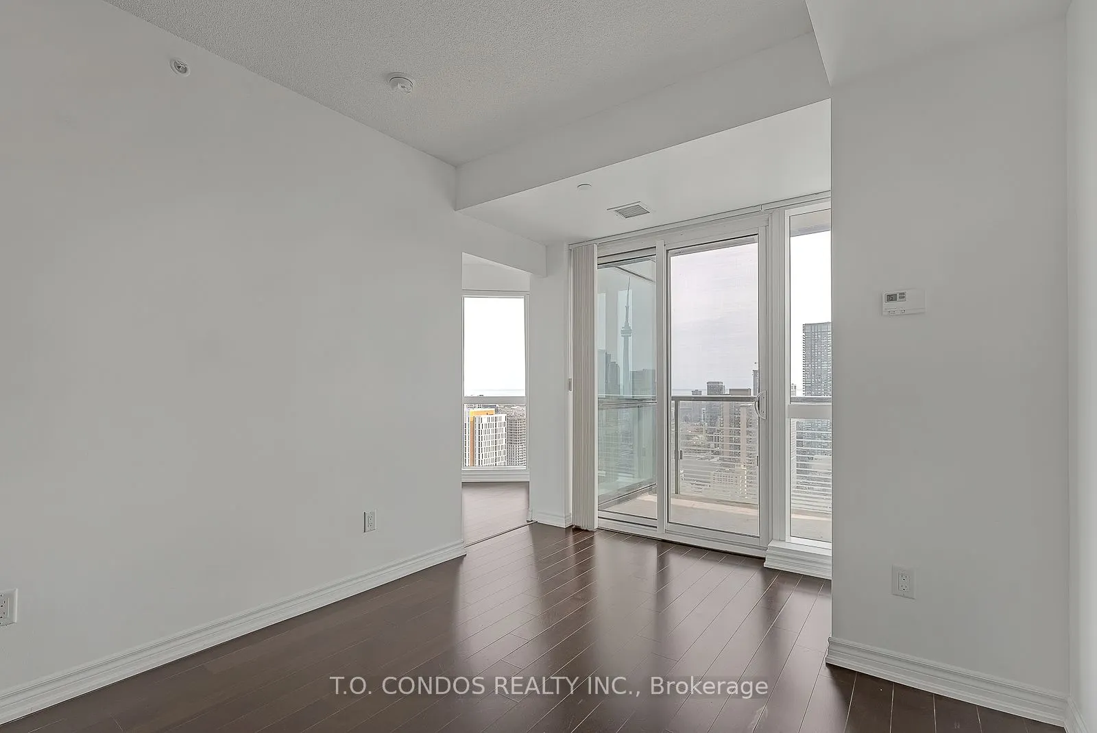 386 Yonge Street, #3808