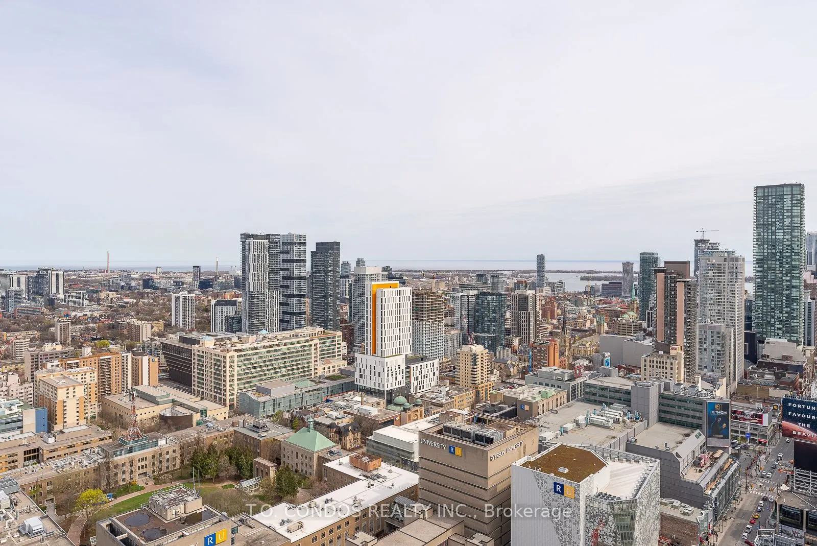 386 Yonge Street, #3808