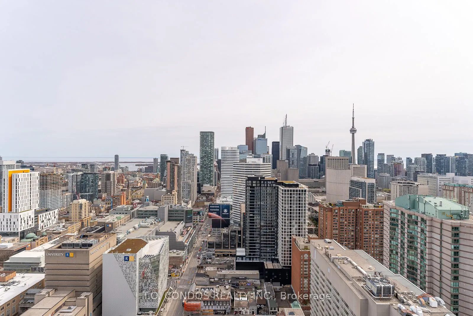 386 Yonge Street, #3808