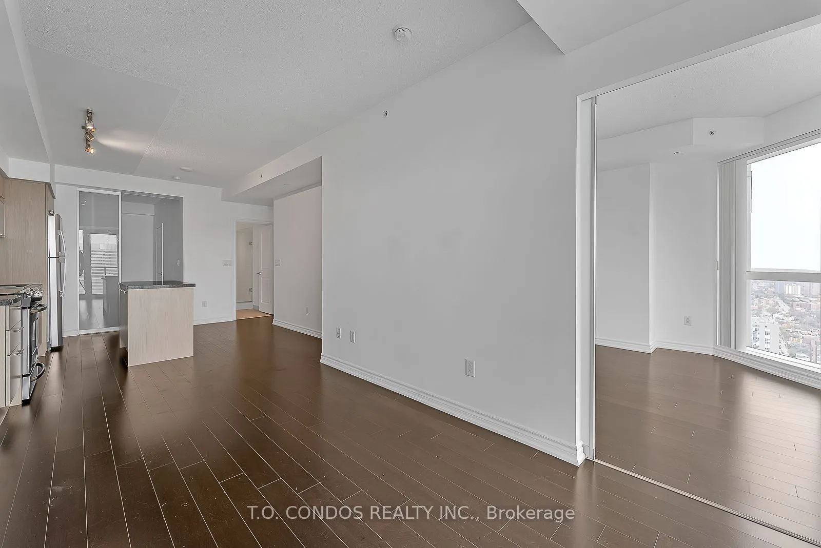 386 Yonge Street, #3808