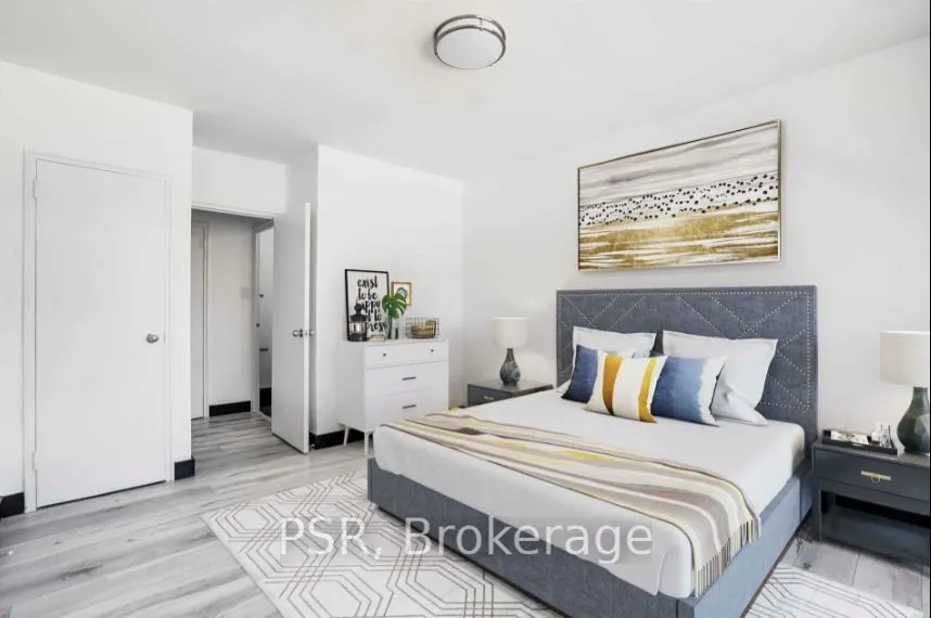 600 Eglinton Avenue W, #410