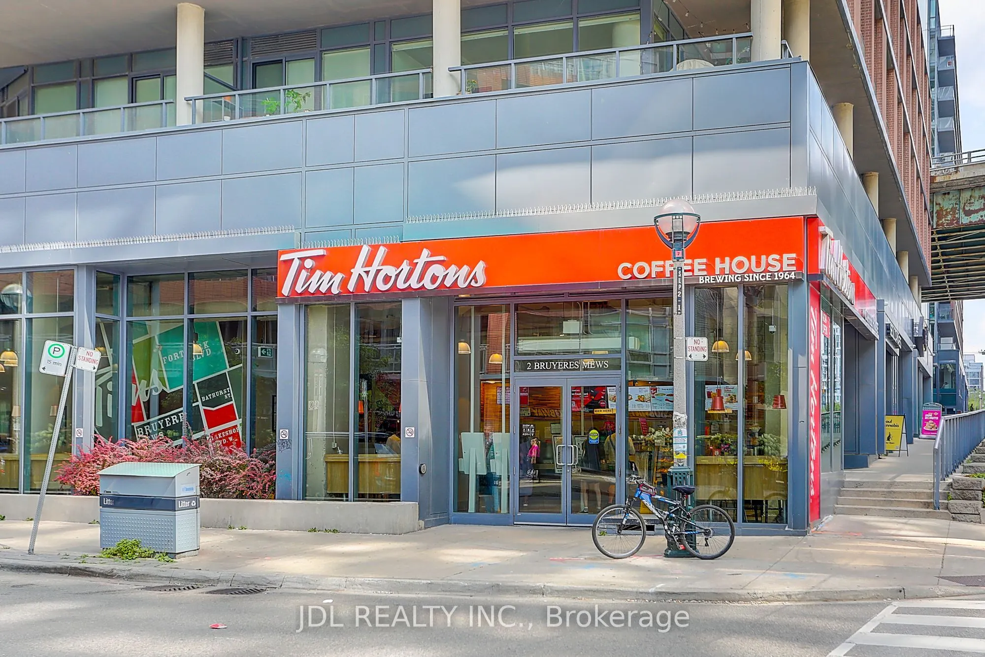 19 Bathurst Street, #3709