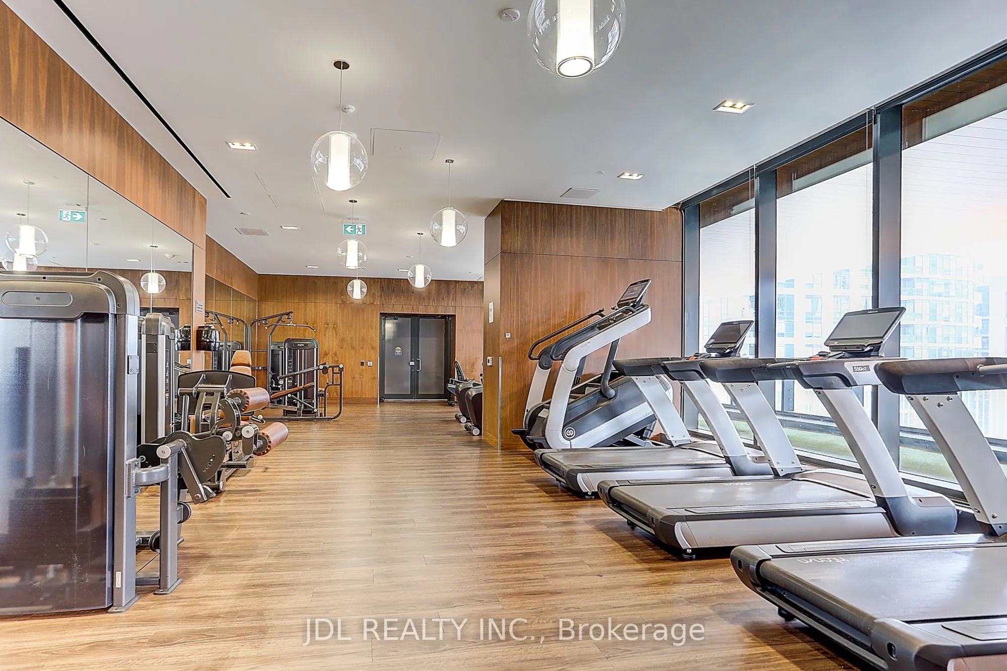 19 Bathurst Street, #3709