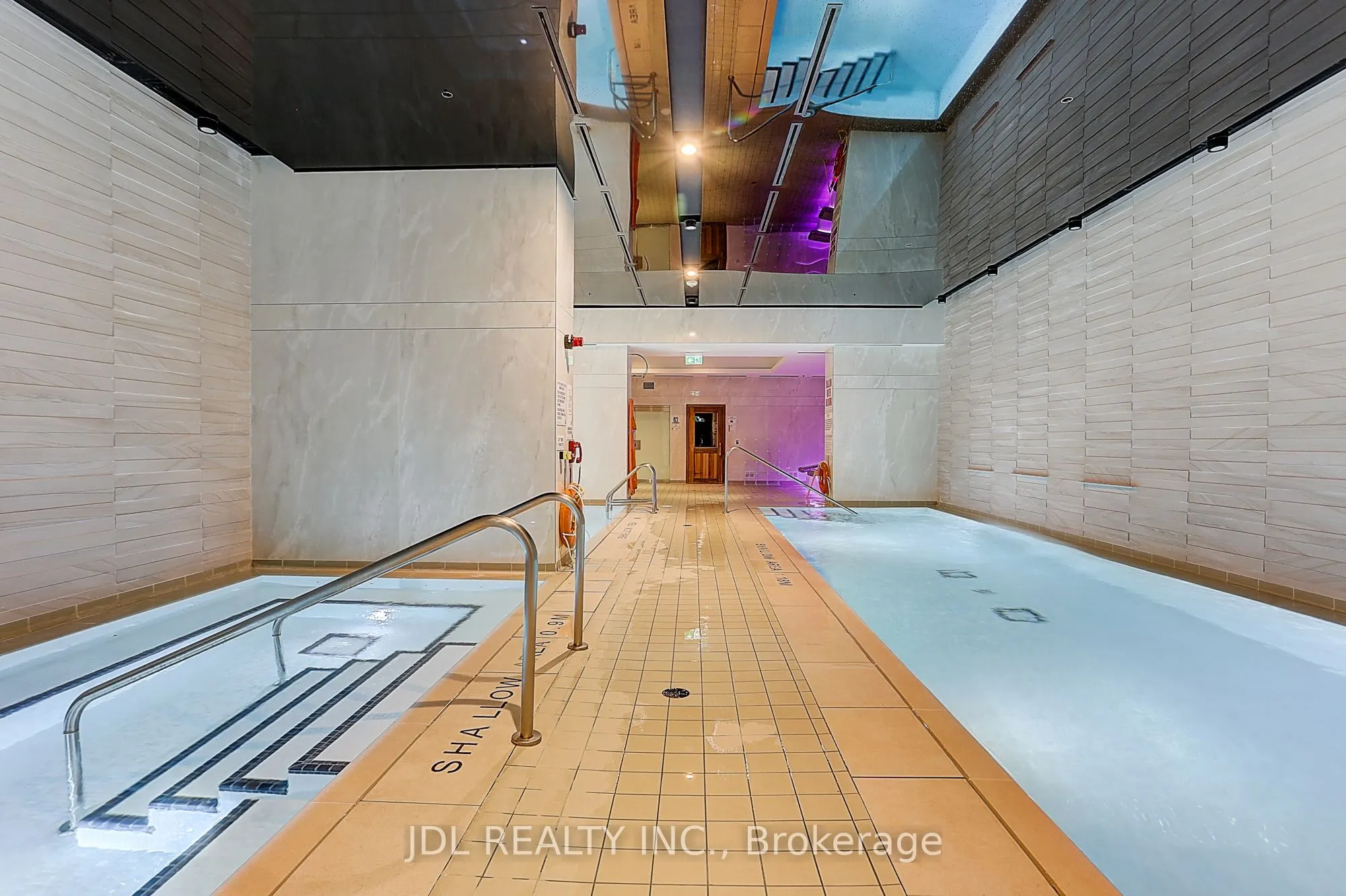 19 Bathurst Street, #3709