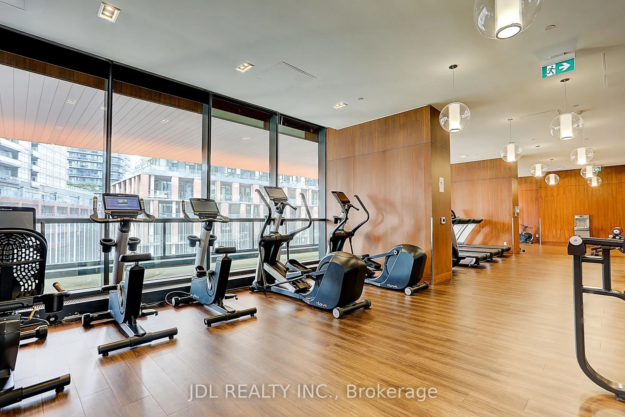 19 Bathurst Street, #3709