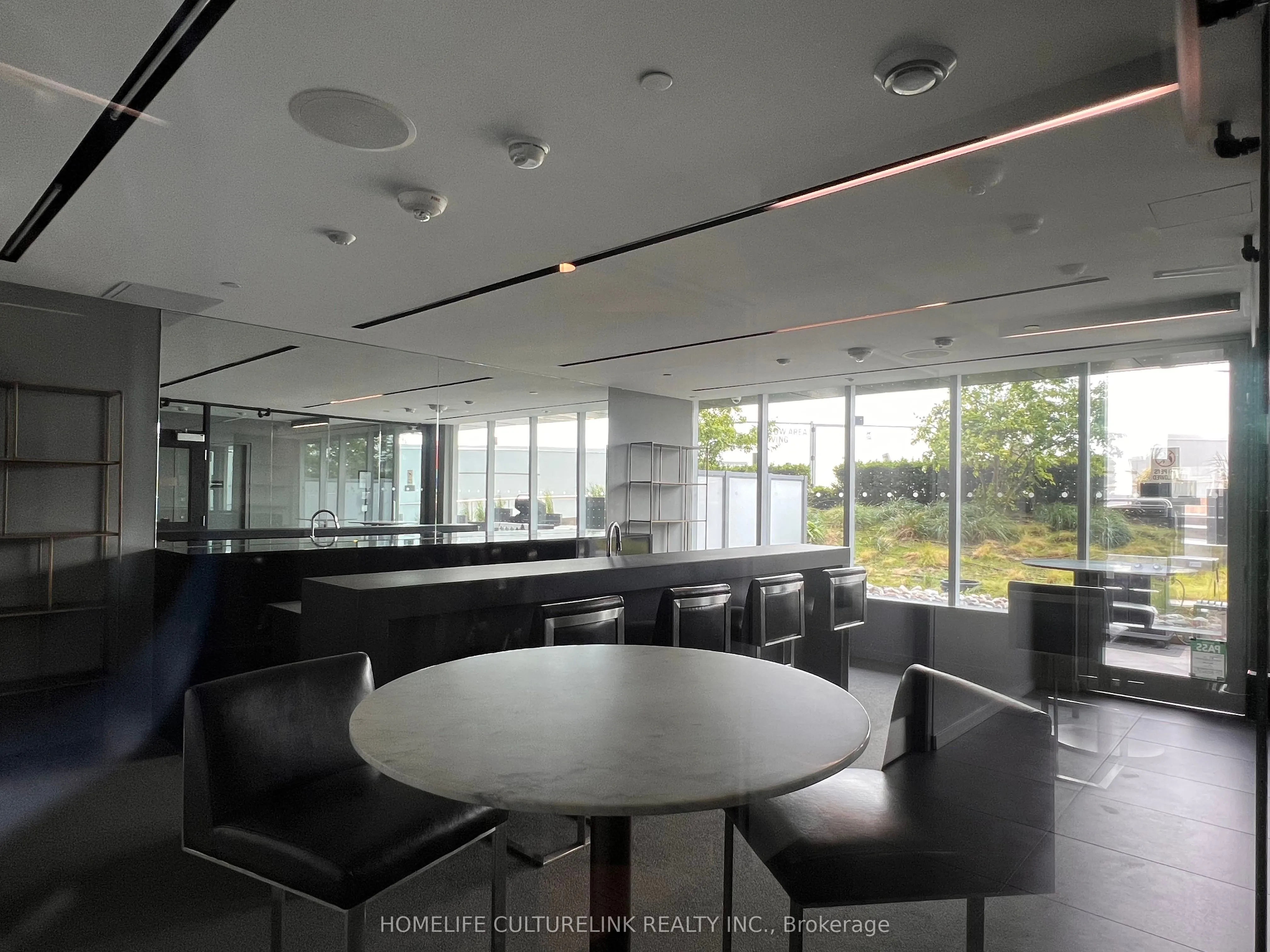 170 Bayview Avenue, #2504