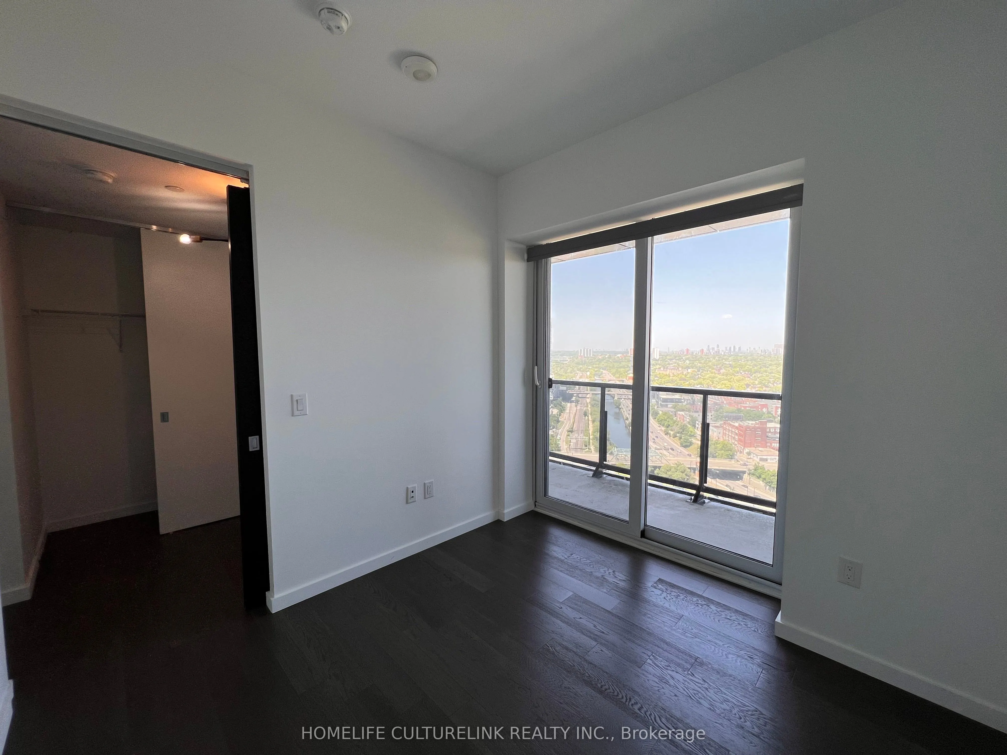 170 Bayview Avenue, #2504