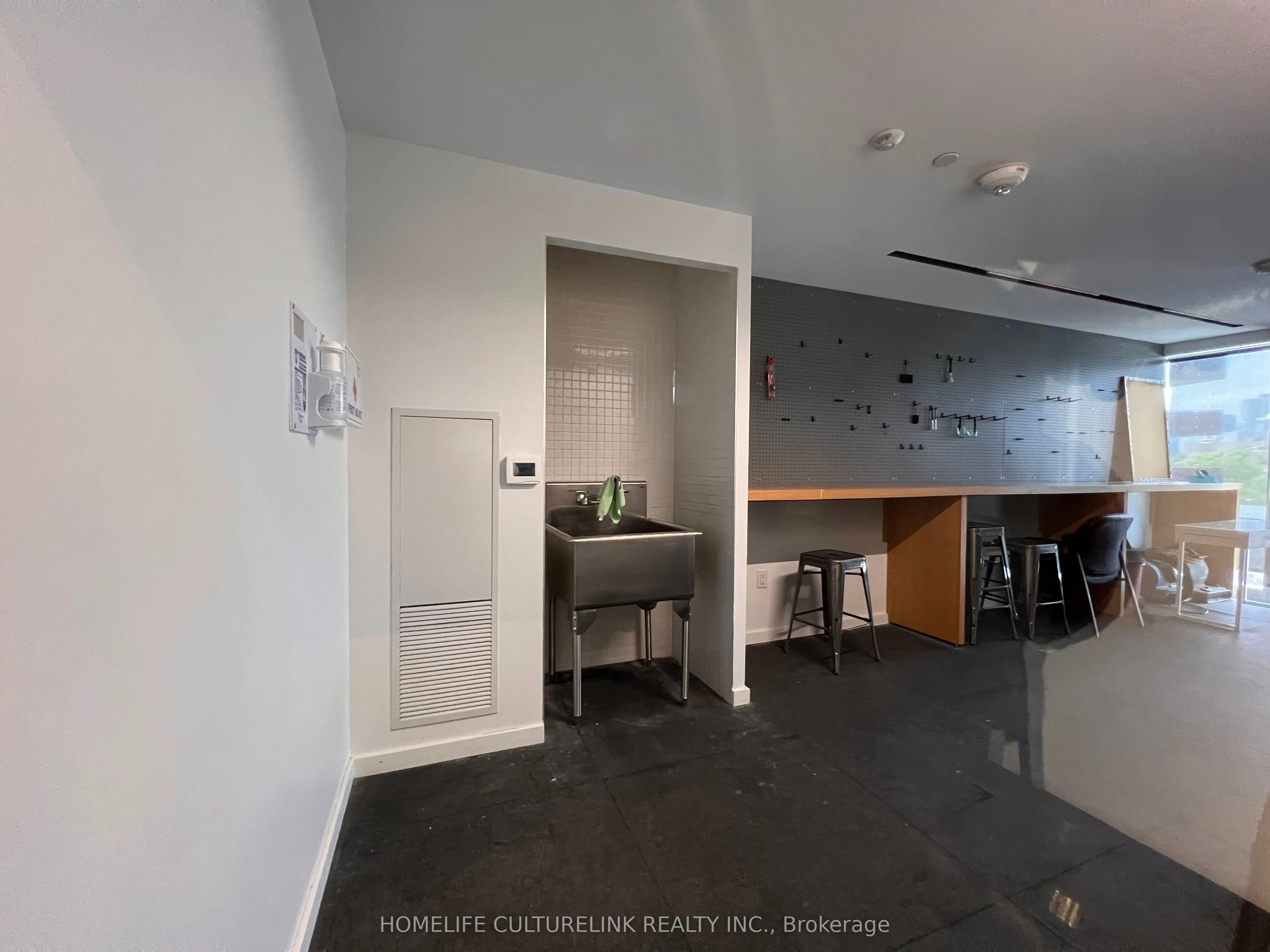 170 Bayview Avenue, #2504