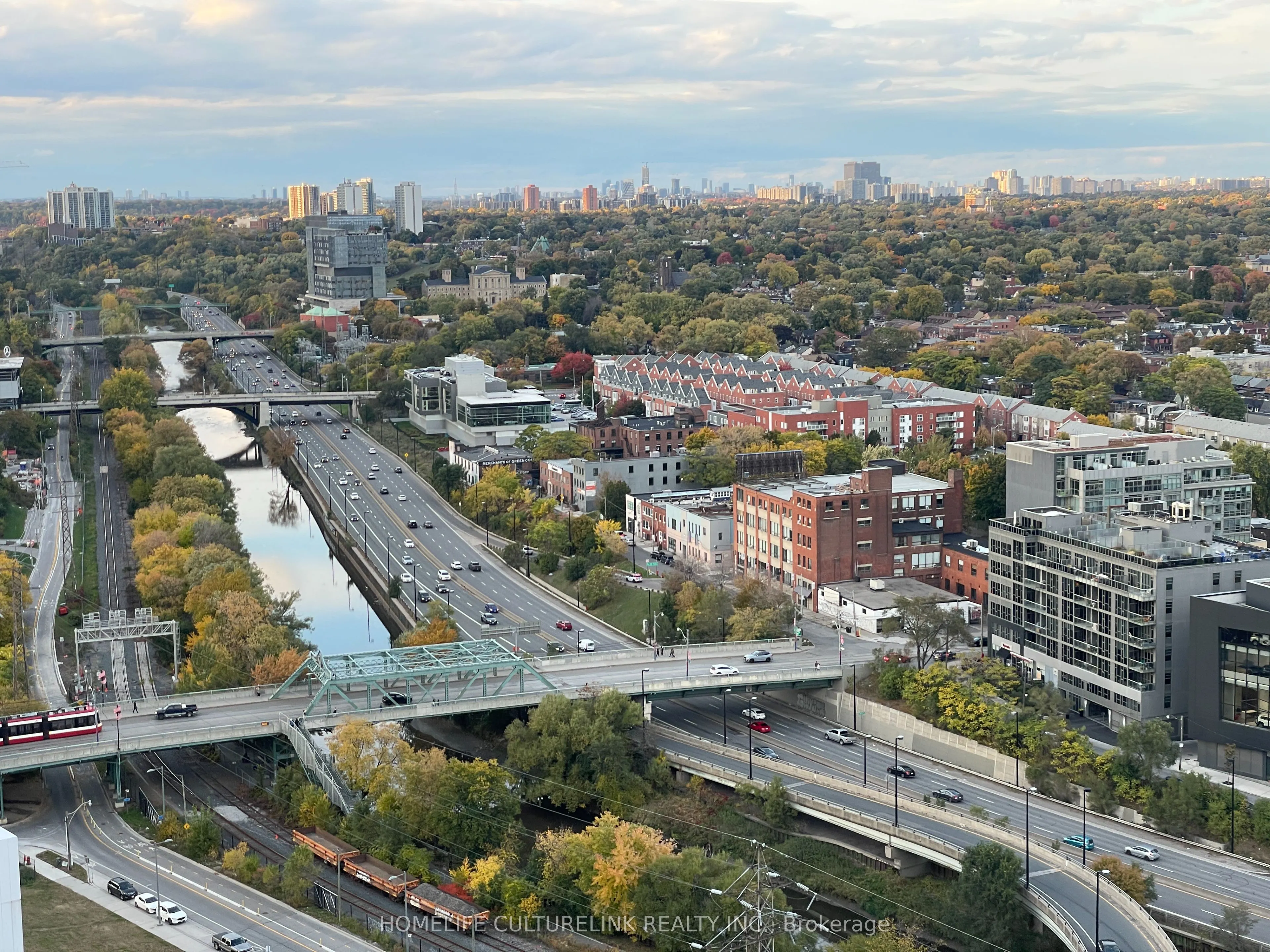 170 Bayview Avenue, #2504