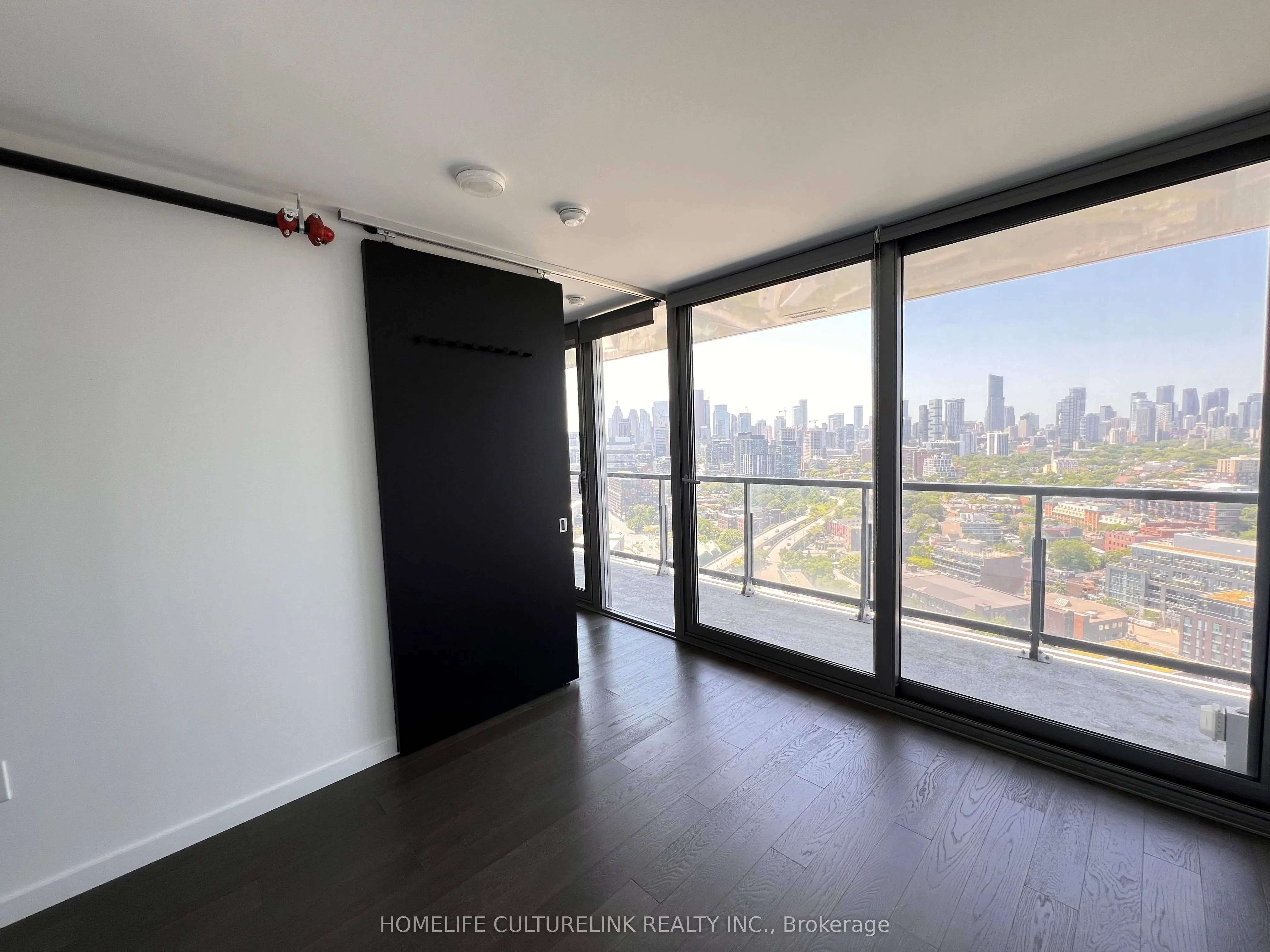 170 Bayview Avenue, #2504