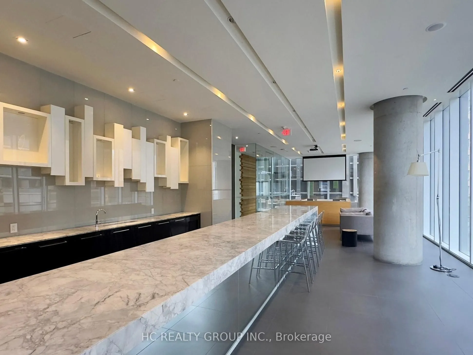 15 Grenville Street, #4804