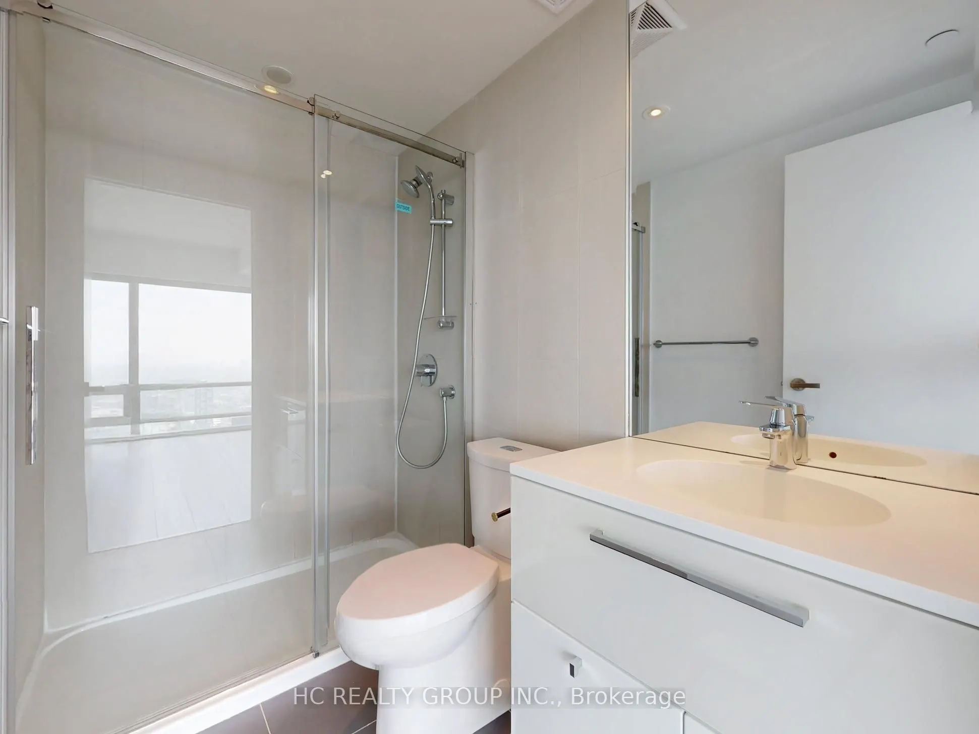 15 Grenville Street, #4804