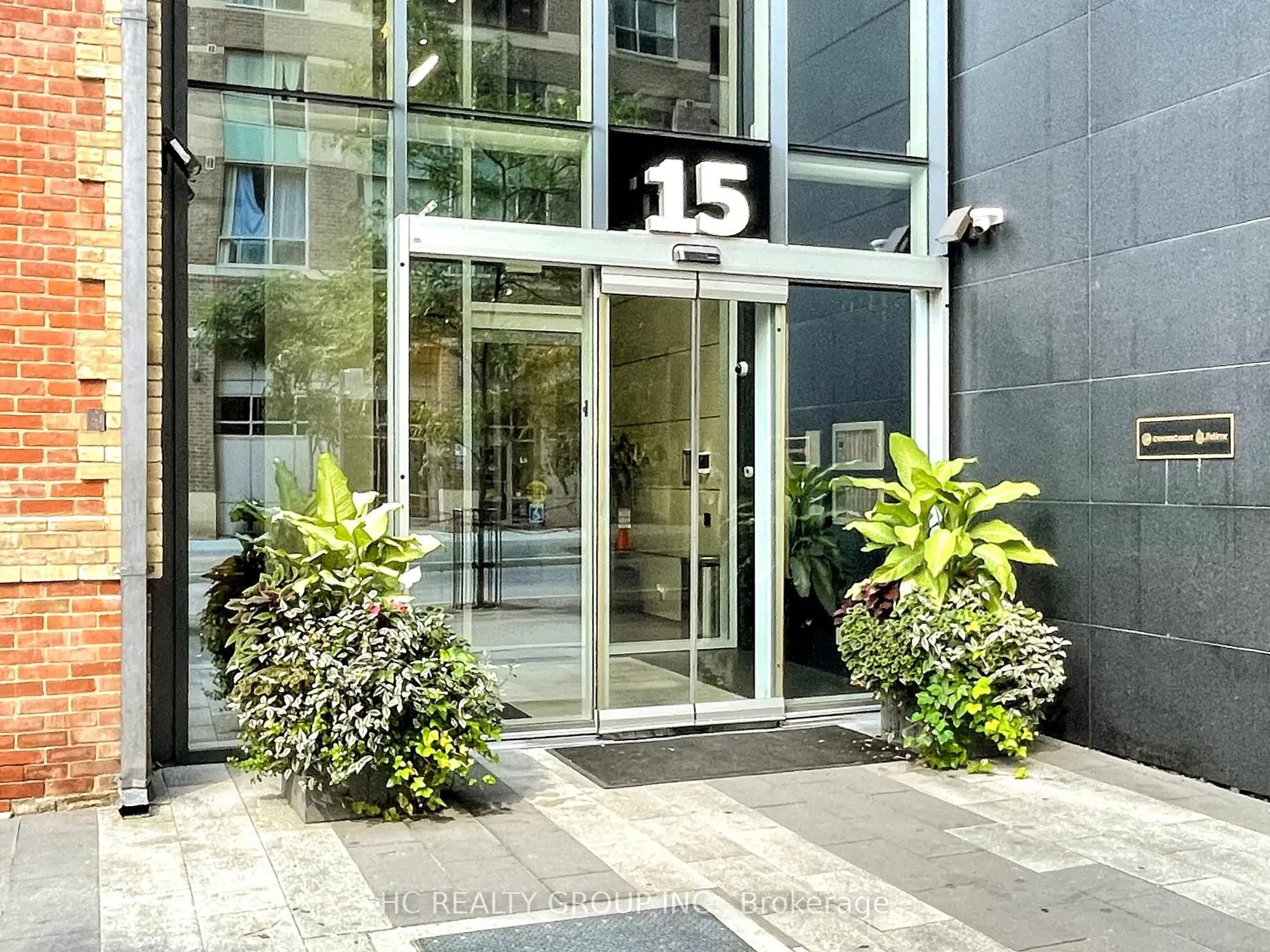 15 Grenville Street, #4804