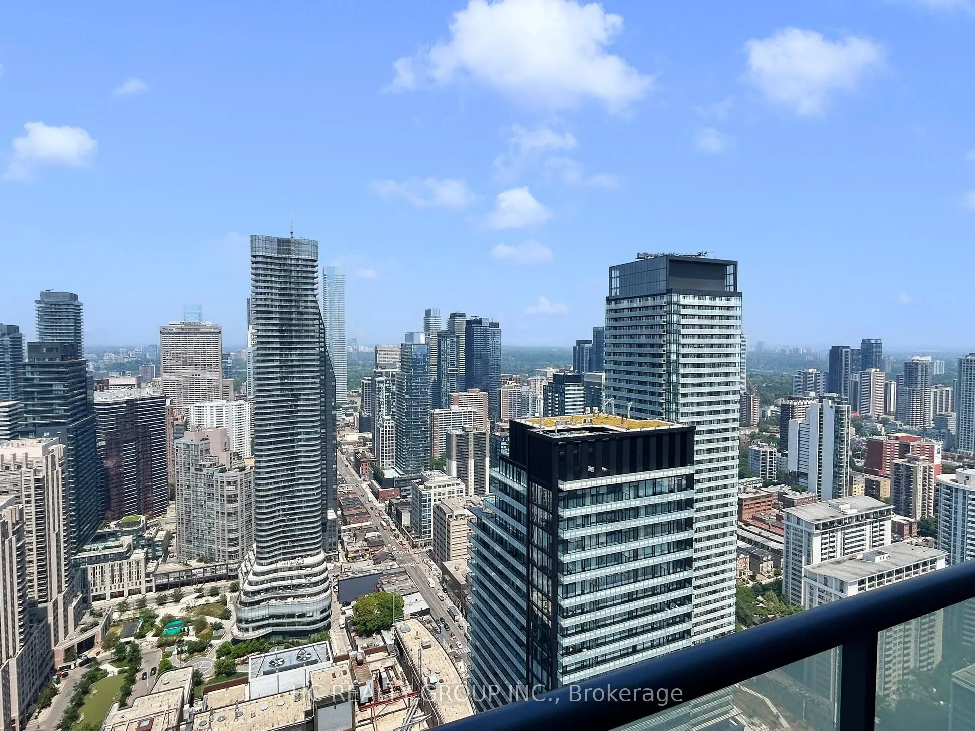 15 Grenville Street, #4804