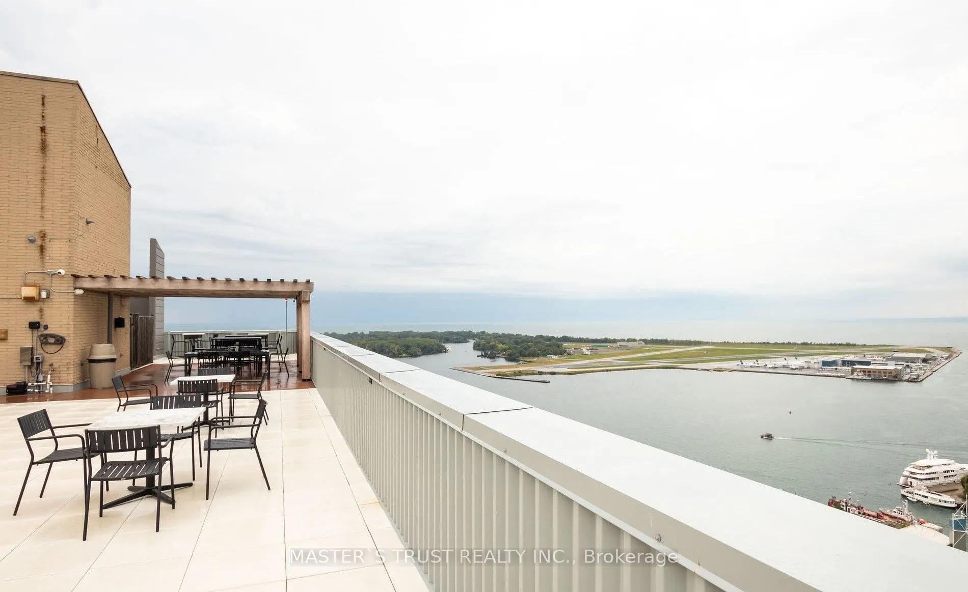 270 Queens Quay W, #706
