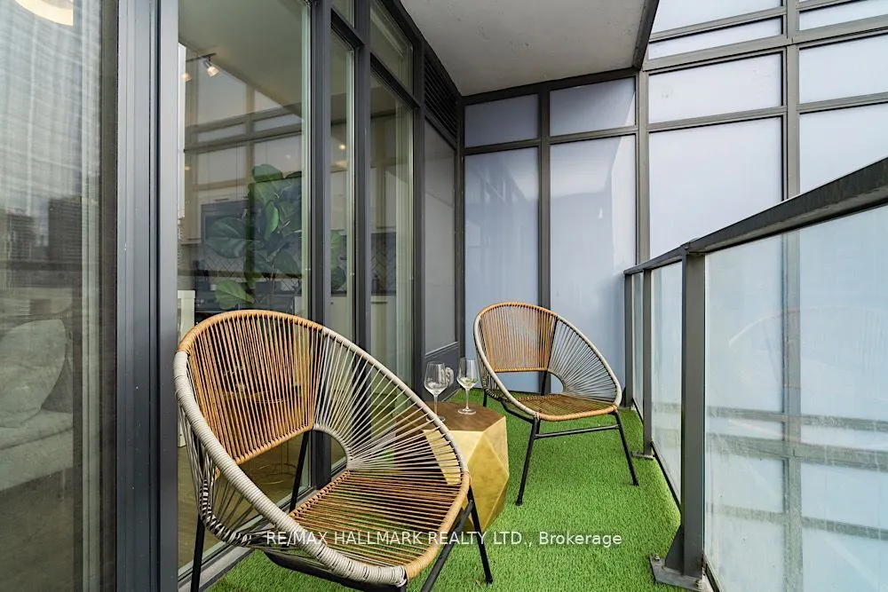 105 George Street, #914