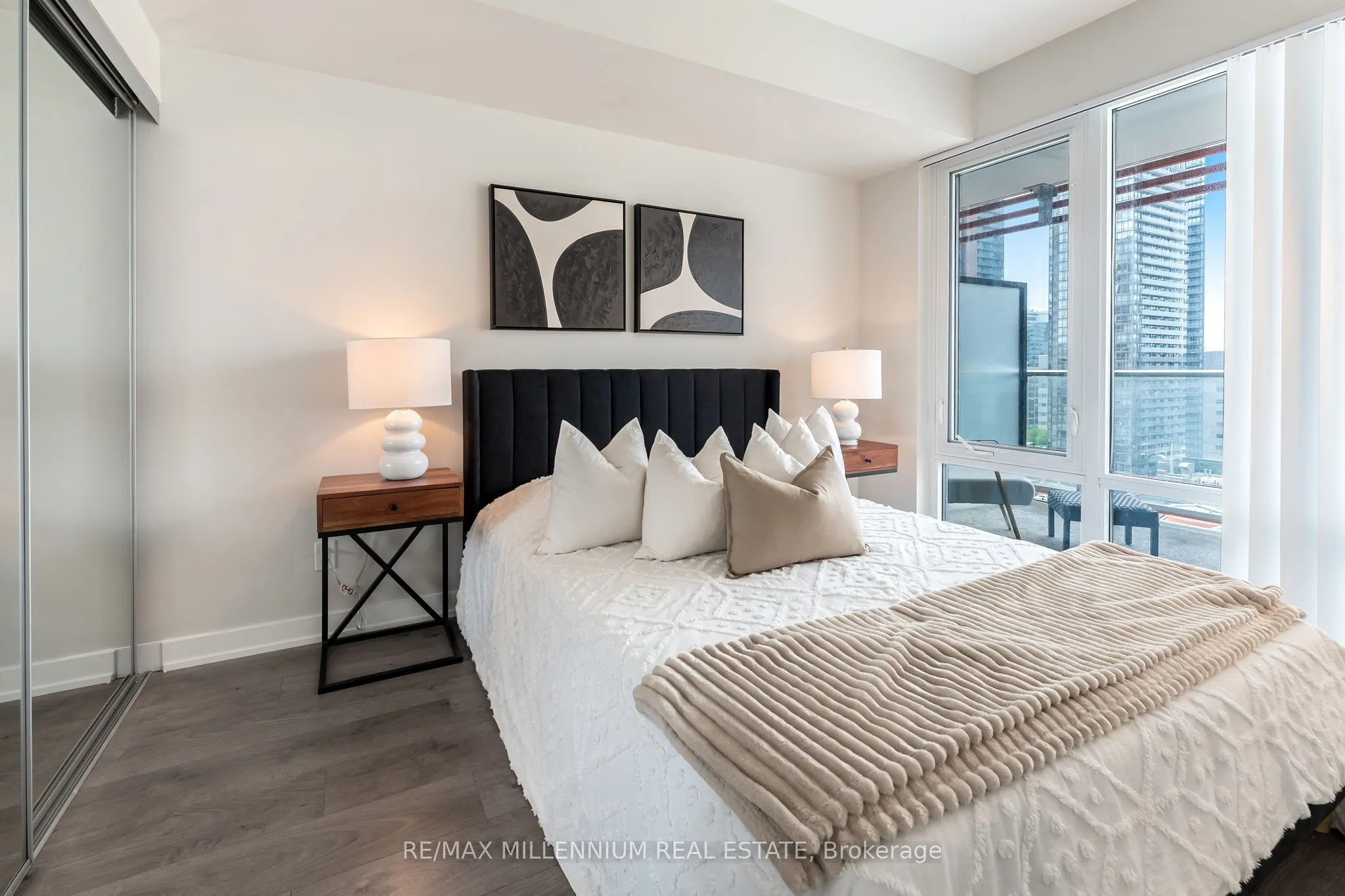 18 Maitland Terrace, #1308