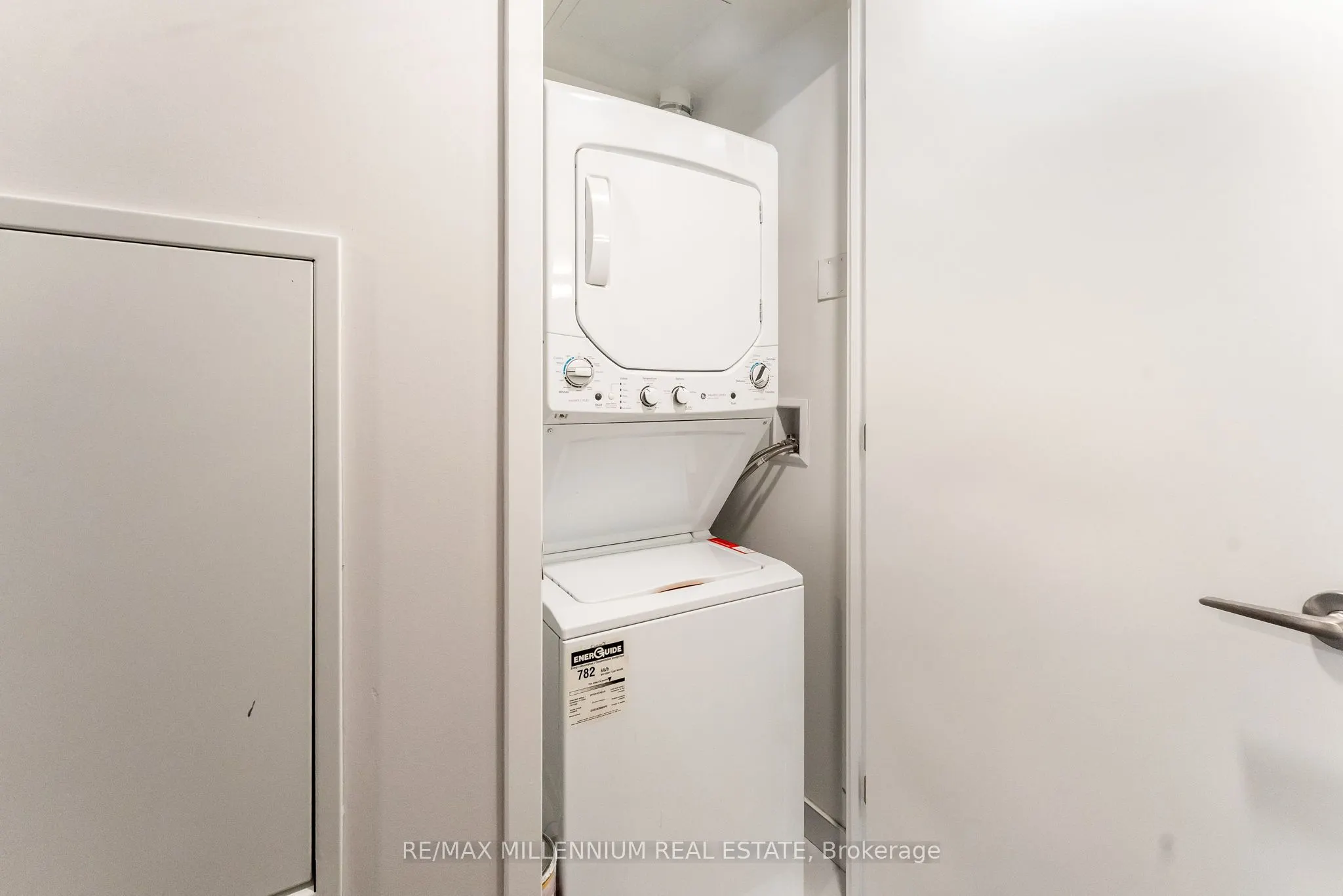 18 Maitland Terrace, #1308