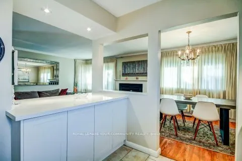 10 Tinder Crescent, #Main floor