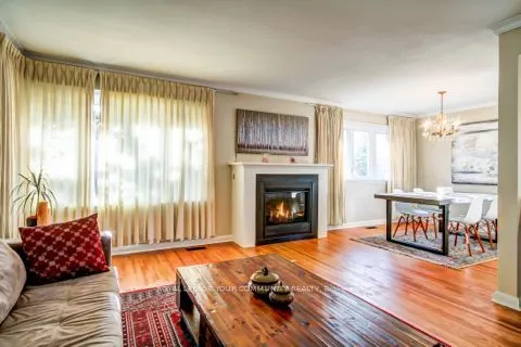 10 Tinder Crescent, #Main floor