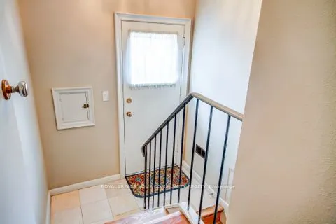 10 Tinder Crescent, #Main floor