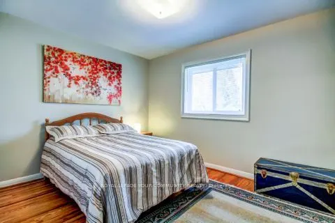 10 Tinder Crescent, #Main floor