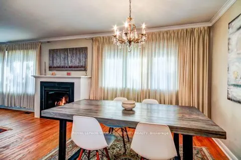 10 Tinder Crescent, #Main floor