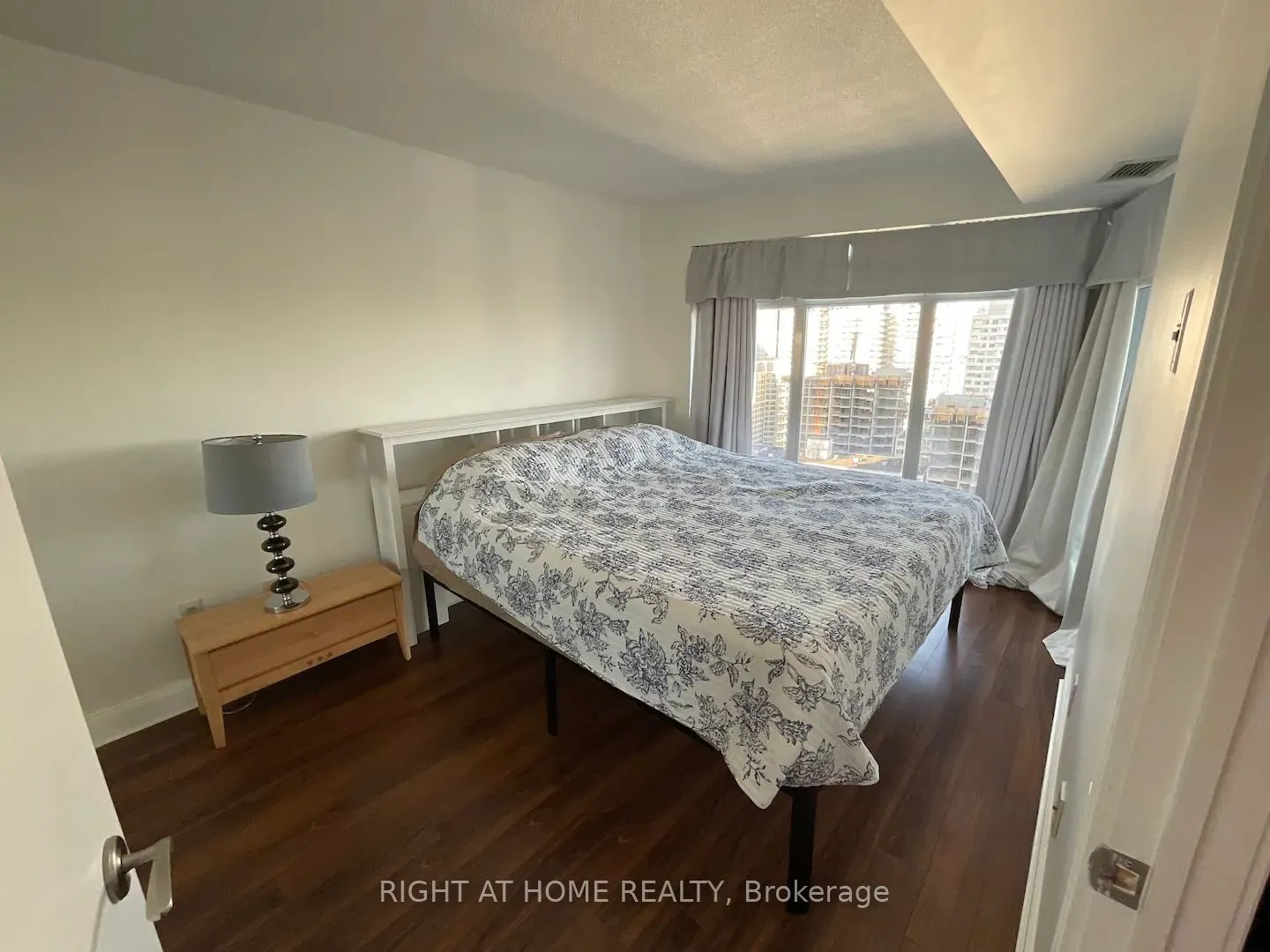 2181 Yonge Street, #2512