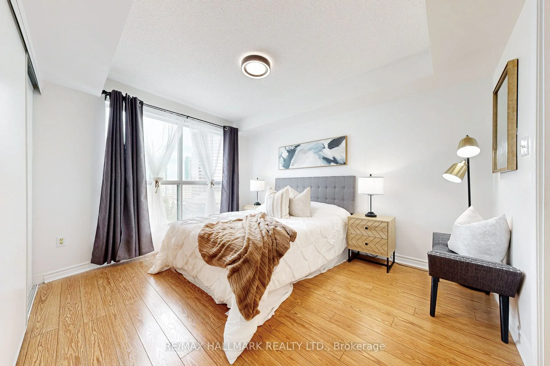 7 Lorraine Drive, #1211