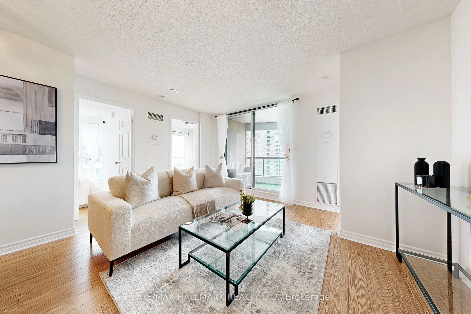 7 Lorraine Drive, #1211