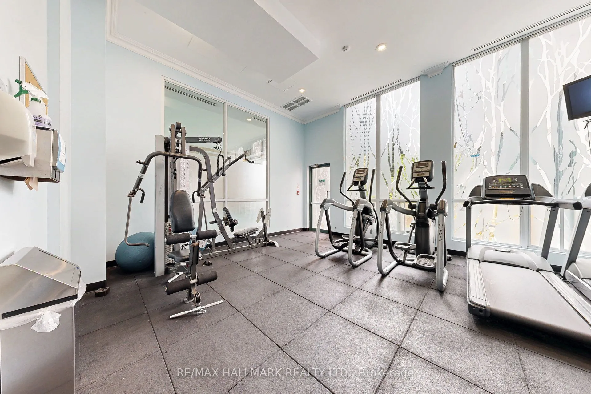 7 Lorraine Drive, #1211