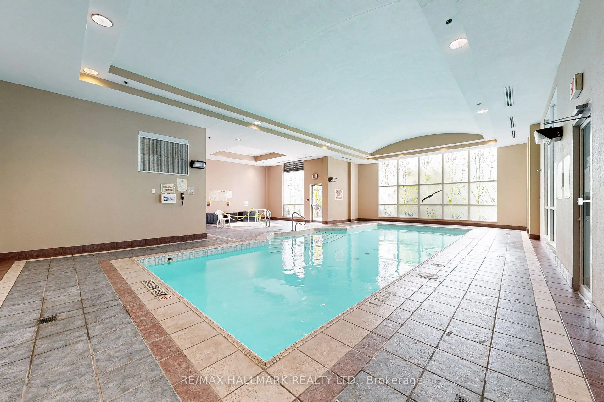 7 Lorraine Drive, #1211