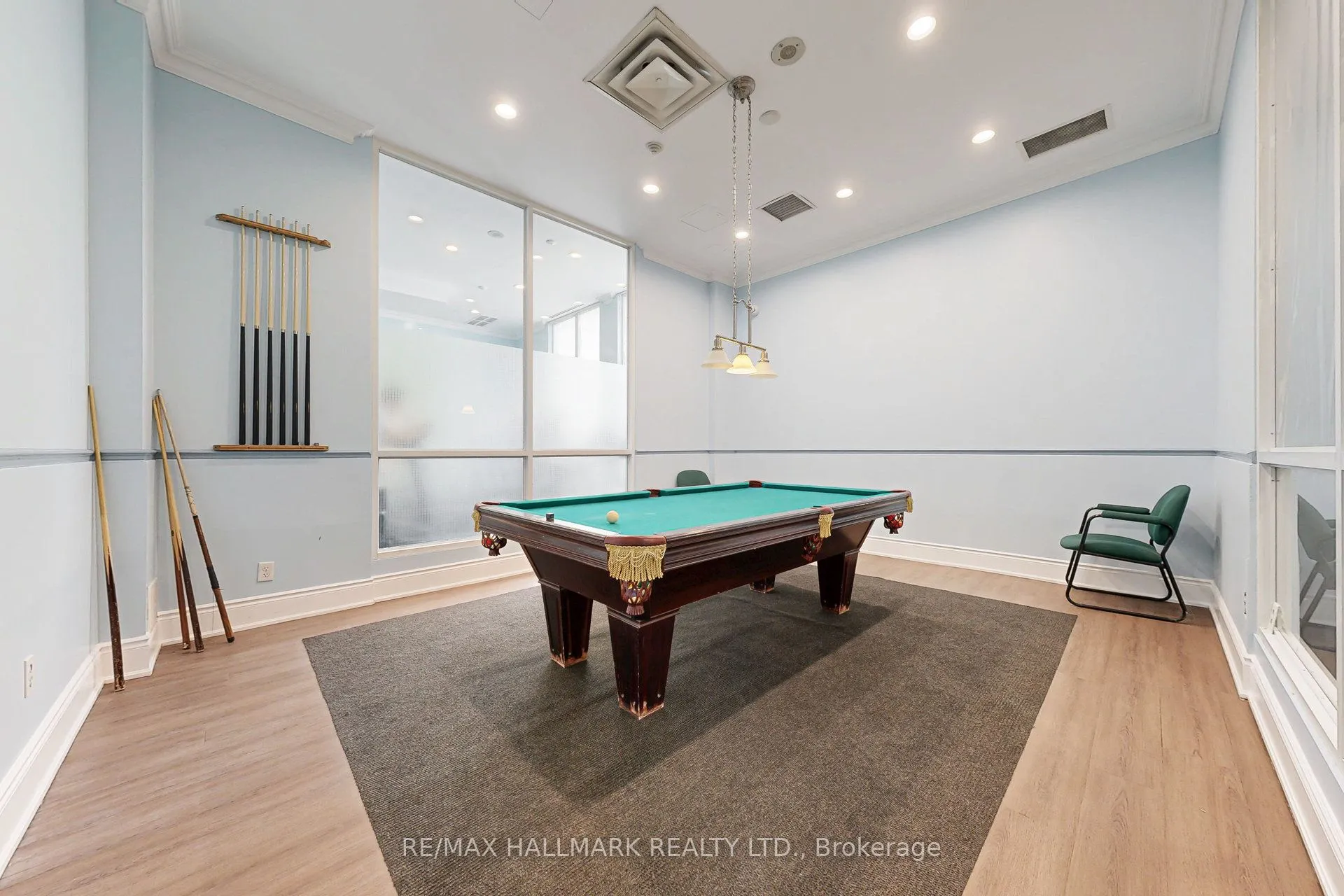 7 Lorraine Drive, #1211